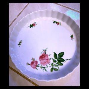 Vintage Oneida rose quiche dish